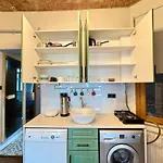 Stylish 3 Bedroom With Sauna Close To Galataport Taksim Lägenhet Istanbul