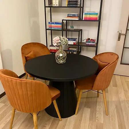 Stylish 3 Bedroom With Sauna Close To Galataport Taksim Apartment