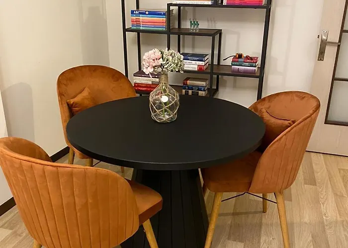 Stylish 3 Bedroom With Sauna Close To Galataport Taksim Apartment