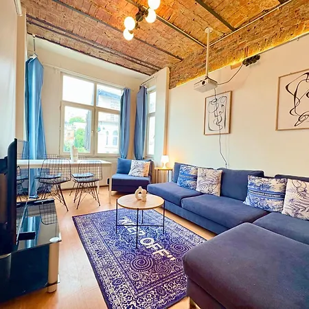 Stylish 3 Bedroom With Sauna Close To Galataport Taksim Istanbul